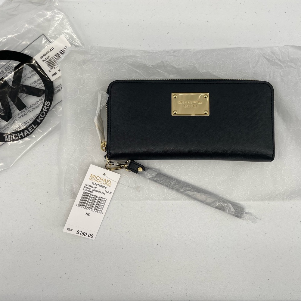 Michael Kors Continental Saffiano Wristlet with Gold Detail-NWT